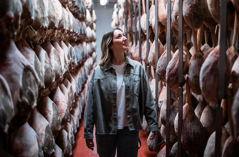 Visite privée avec dégustation de Parmigiano et de prosciutto